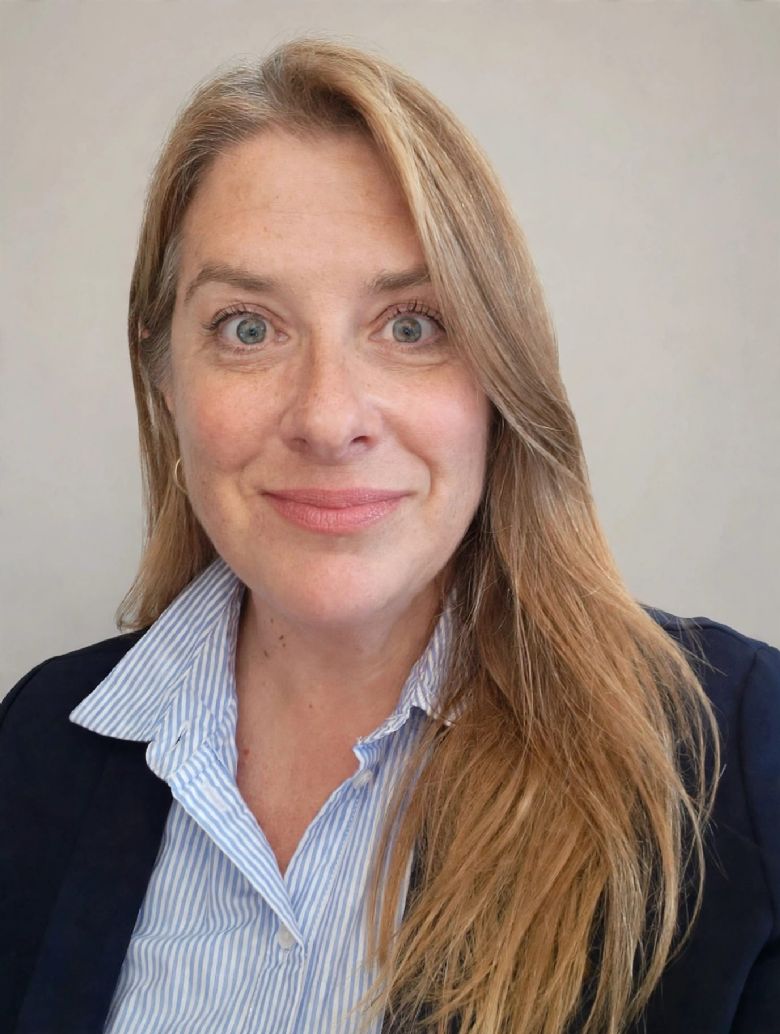 Photo of Nicola Carvell